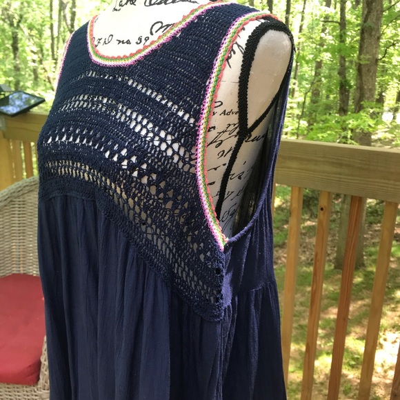 Woman’s Blue Crocheted Tank Top - Picture 5 of 8